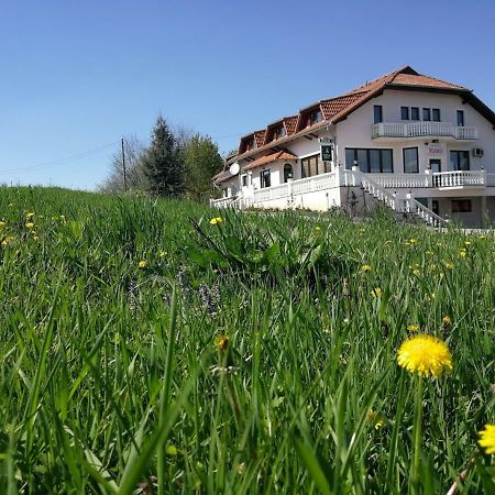 Hotel Kavana I Sobe Monika Grabrovnik Zewnętrze zdjęcie